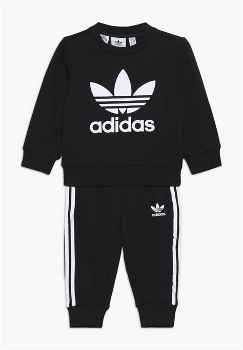 lasten adidas vaatteet